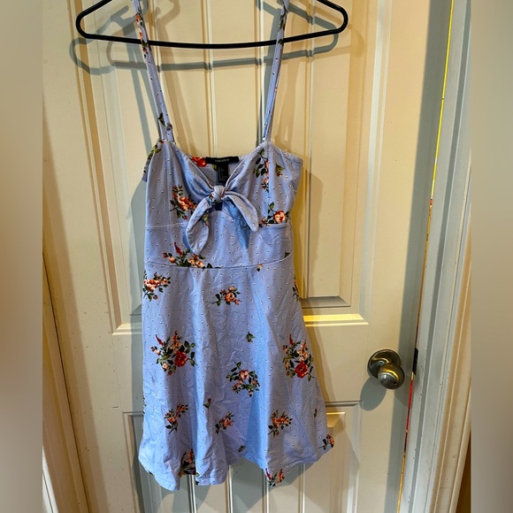 Forever 21 Dresses & Skirts - Had baby. Too small. Loved this dress so much. Gently worn